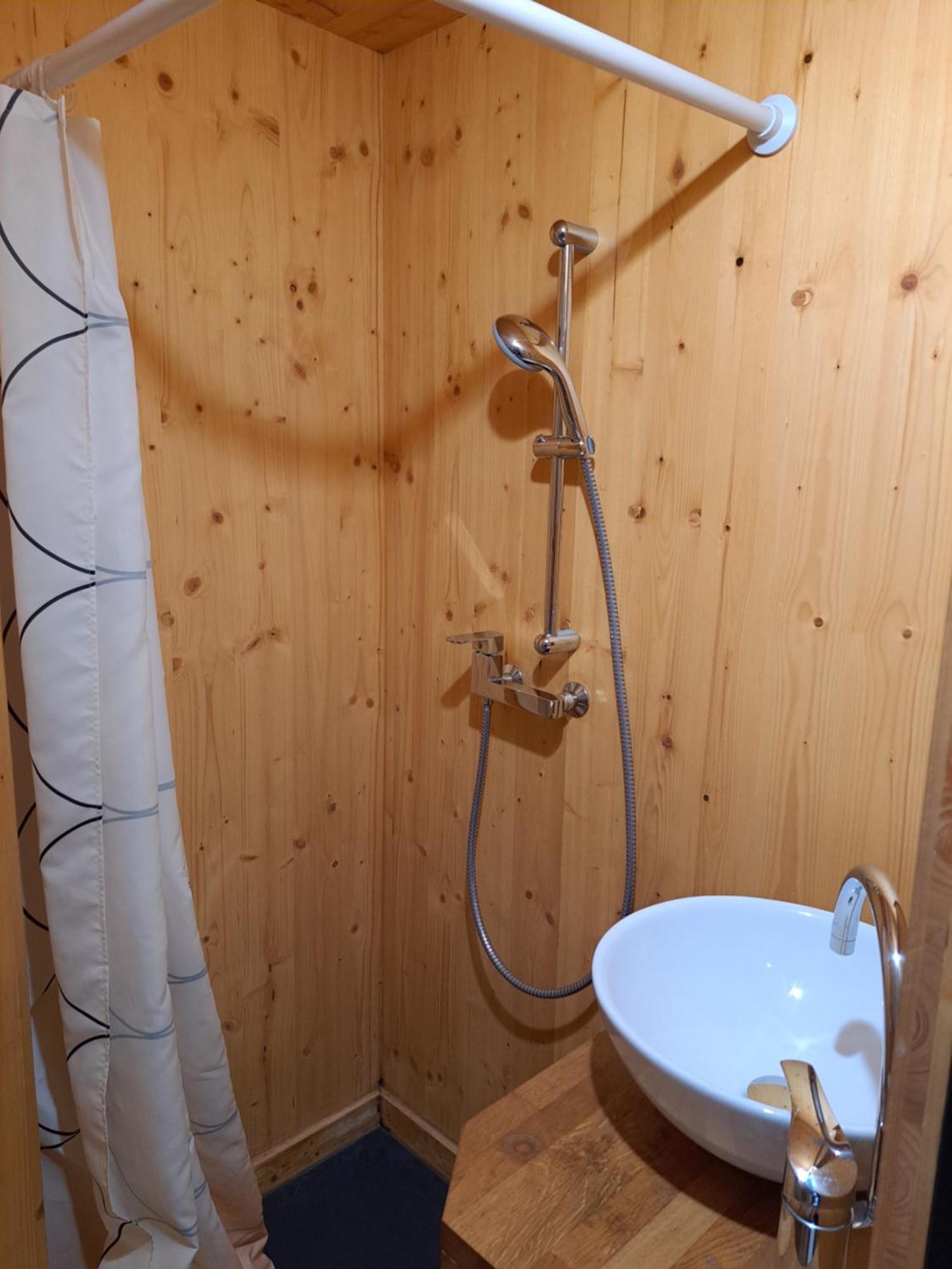 Studio Meuble Proche Conseil Departemental Du Jura Lons-le-Saunier Luaran gambar